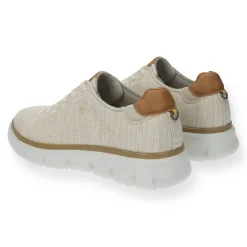 Sneakers in ecopelle con cuciture a vista