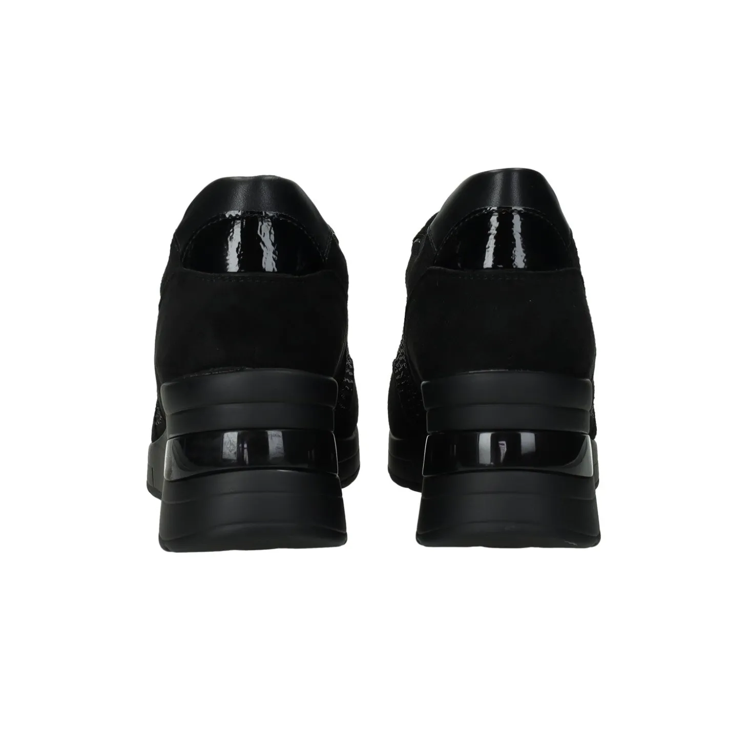 Sneakers in tessuto. Tacco alto 6 cm