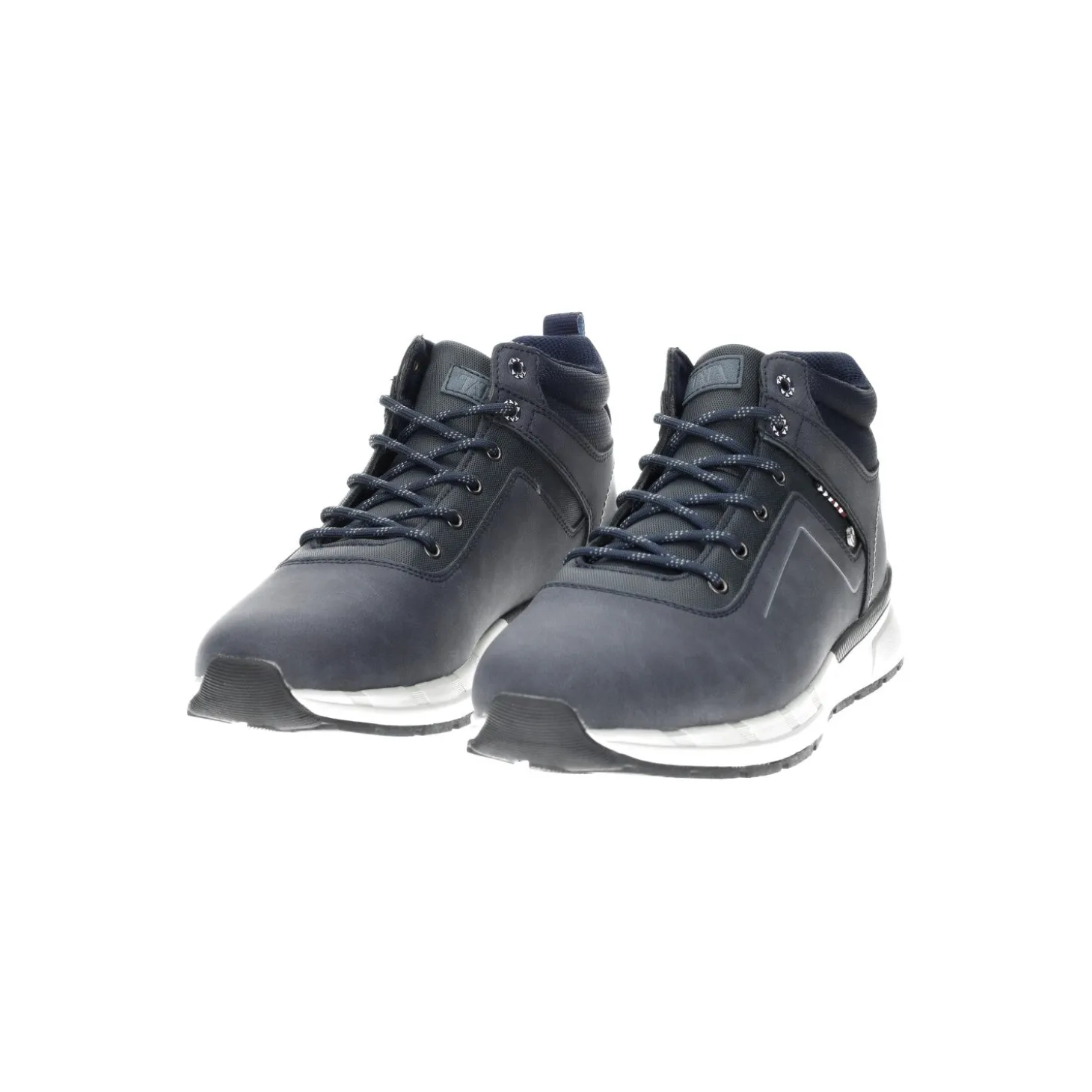 Sneakers memory active