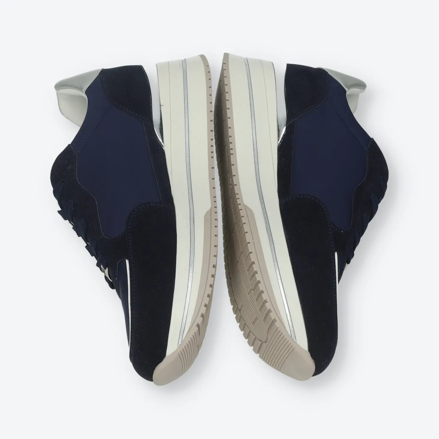 Sneakers platform.Tacco alto 4 cm