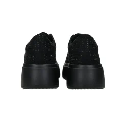 Sneakers ricoperte da strass. Tacco alto: 5 cm