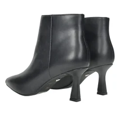 Stivaletti a punta. Tacco alto 7cm