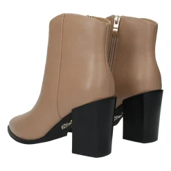 Stivaletti con cerniera. Tacco alto 8cm