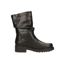 Stivaletti con fibbia. Tacco alto 4cm