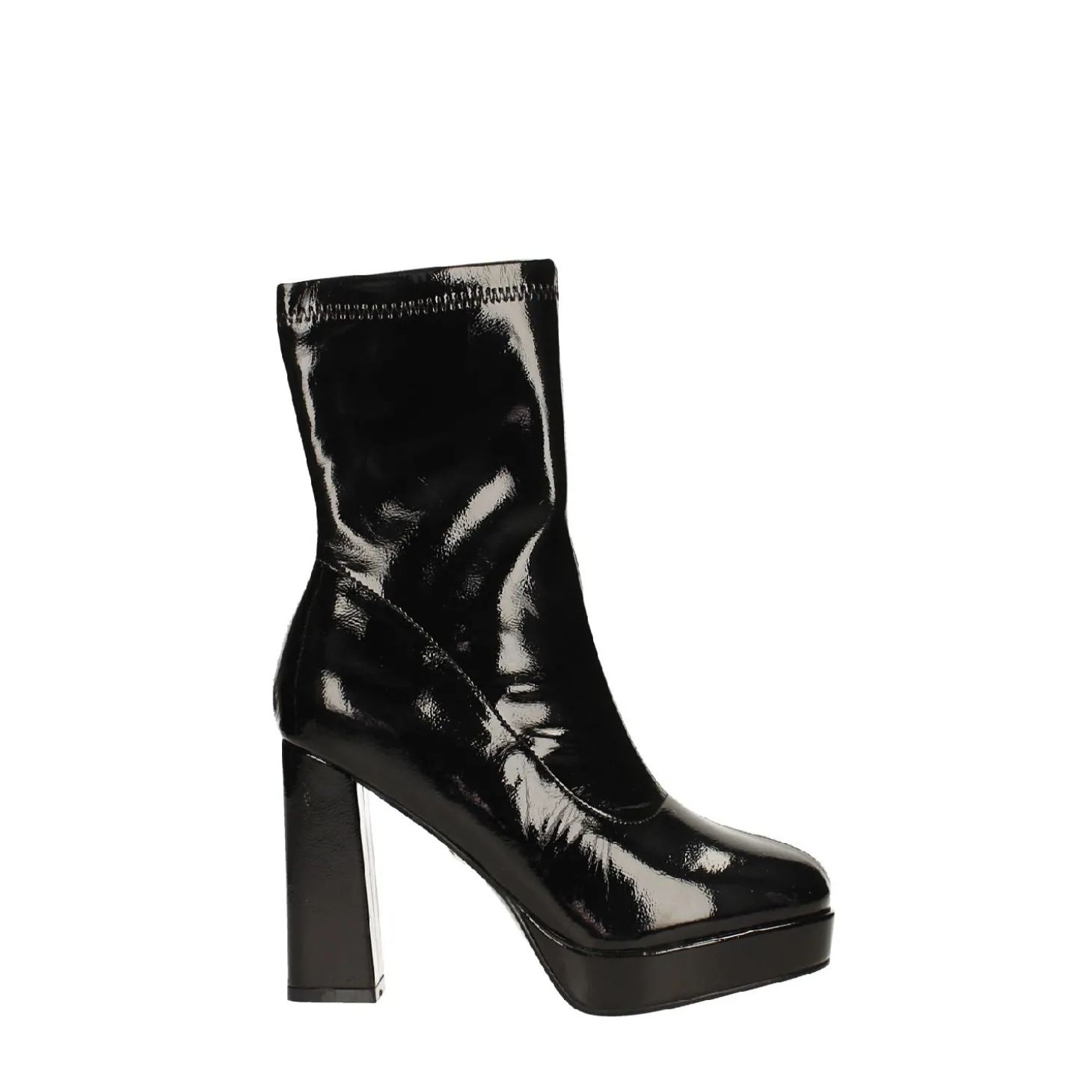 Stivaletti con punta squadrata e plateau in vernice. Tacco alto 10cm