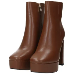 Stivaletti con punta squadrata e plateau. Tacco alto 12cm