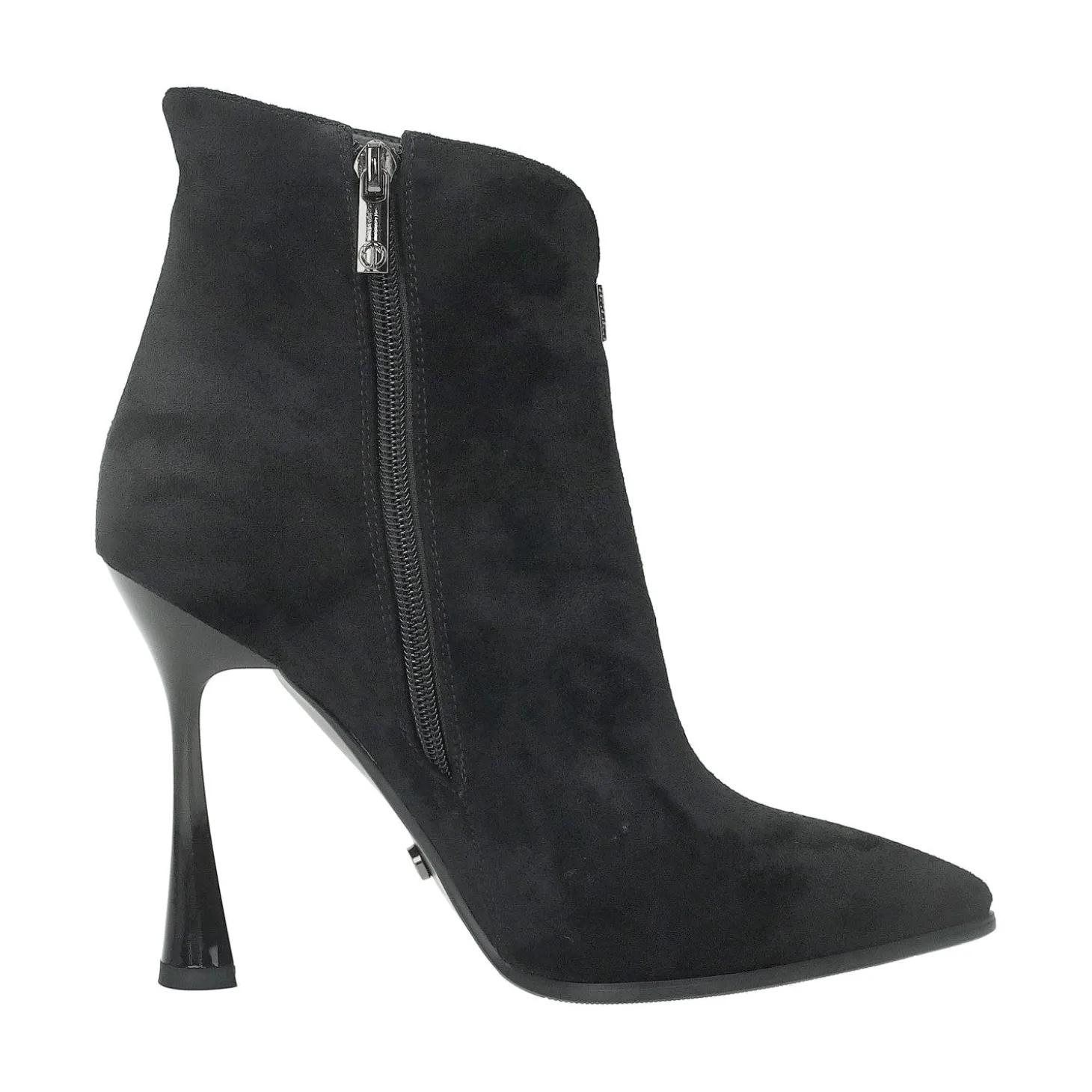 Stivaletti con tacco a rocchetto. Tacco alto 11cm