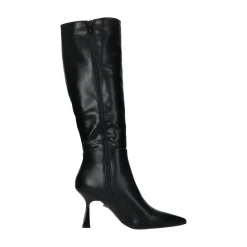 Stivaletti con tacco a rocchetto. Tacco alto 8cm