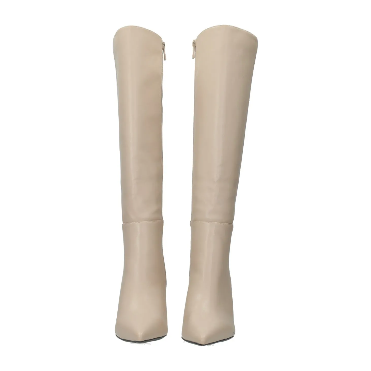 Stivaletti con tacco a rocchetto. Tacco alto 8cm