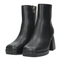 Stivaletti con tacco chunky. Tacco alto 8cm