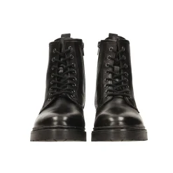 Stivaletti in vera pelle con suola carrarmato