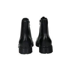 Stivaletti in vera pelle con suola carrarmato