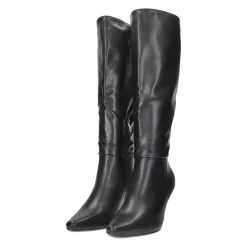 Stivali a punta. Tacco alto 8cm