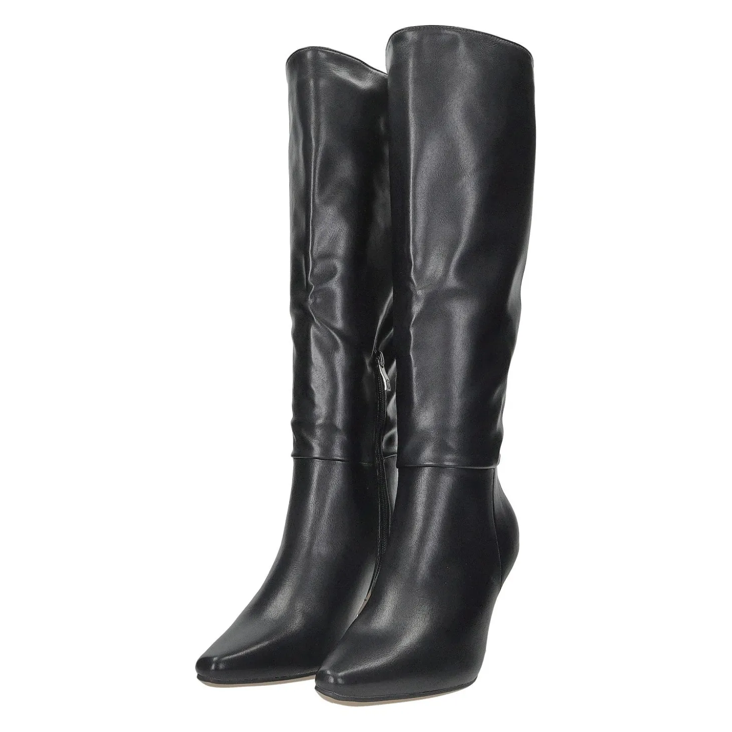 Stivali a punta. Tacco alto 8cm