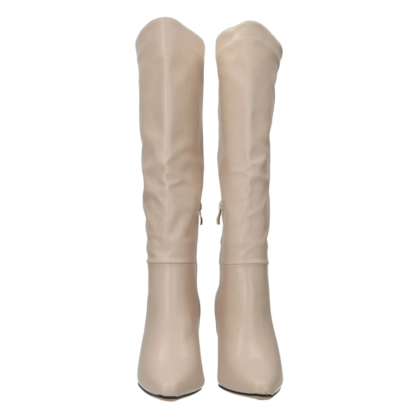 Stivali a punta. Tacco alto 8cm