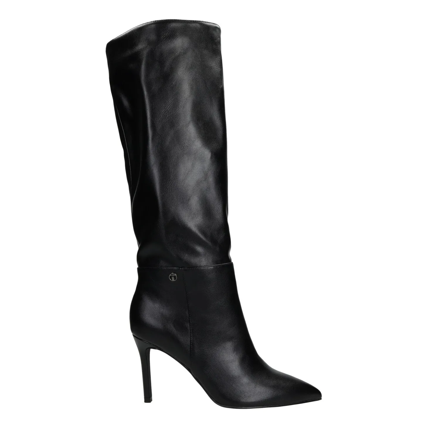 Stivali a punta. Tacco alto 9 cm