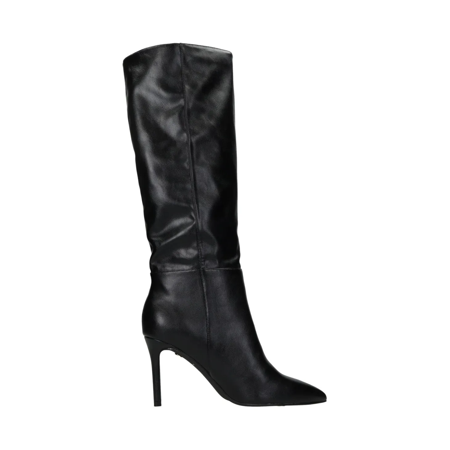 Stivali a punta. Tacco alto 9 cm