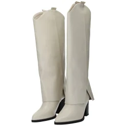 Stivali alti texani.