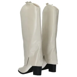 Stivali alti texani.