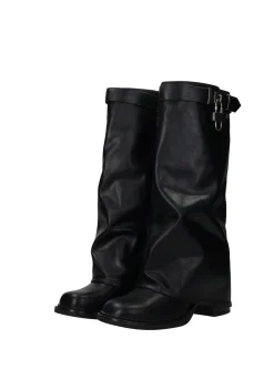 Stivali Dettaglio Lucchetto