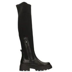 Stivali marroni con tomaia in tessuto elasticizzato. Tacco alto 5cm