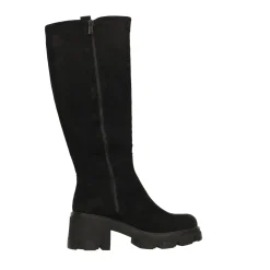 Stivali scamosciati con suola chunky. Tacco alto 6cm