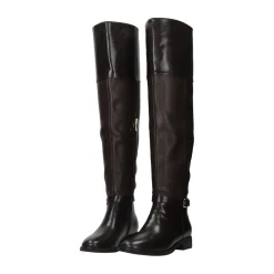 Stivali sopra al ginocchio.Tacco alto 3cm