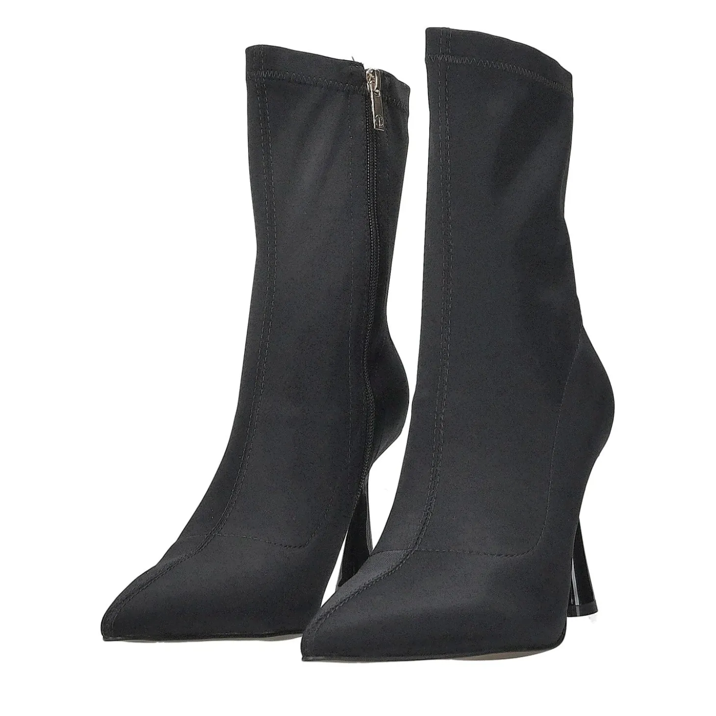 Tronchetto elasticizzato. Tacco alto 9cm